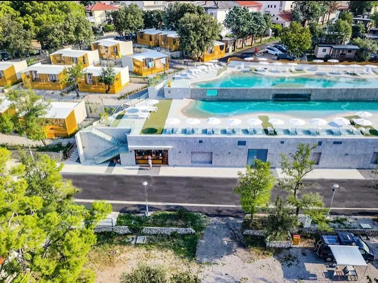 Villa Family Grand De Luxe Mobilhome Selce