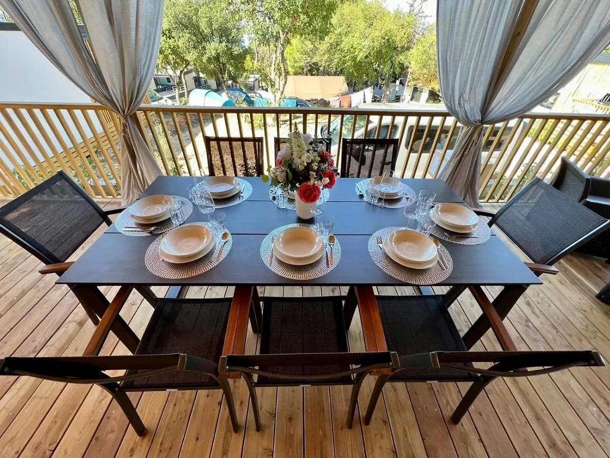 Villa Family Grand De Luxe Mobilhome Selce Holiday home