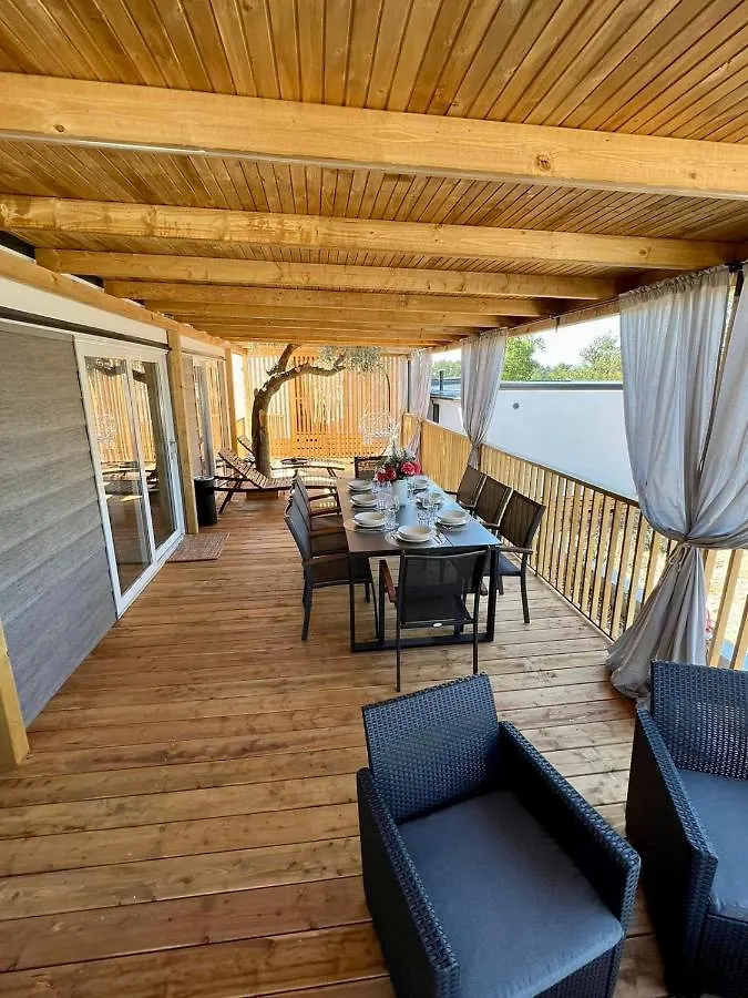Villa Family Grand De Luxe Mobilhome Selce Holiday home